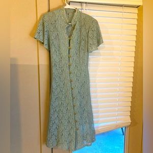 Cottage core crocheted dress. An ode to the 60s.